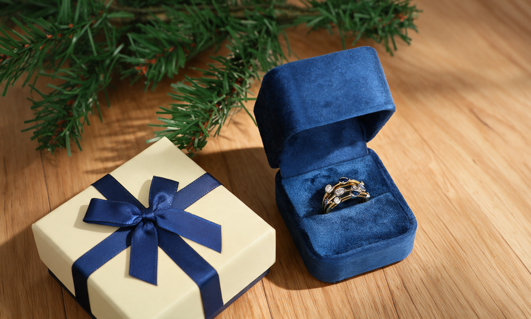 The Christmas Buying Guide: How to Spot Pieces Perfect for Gifting