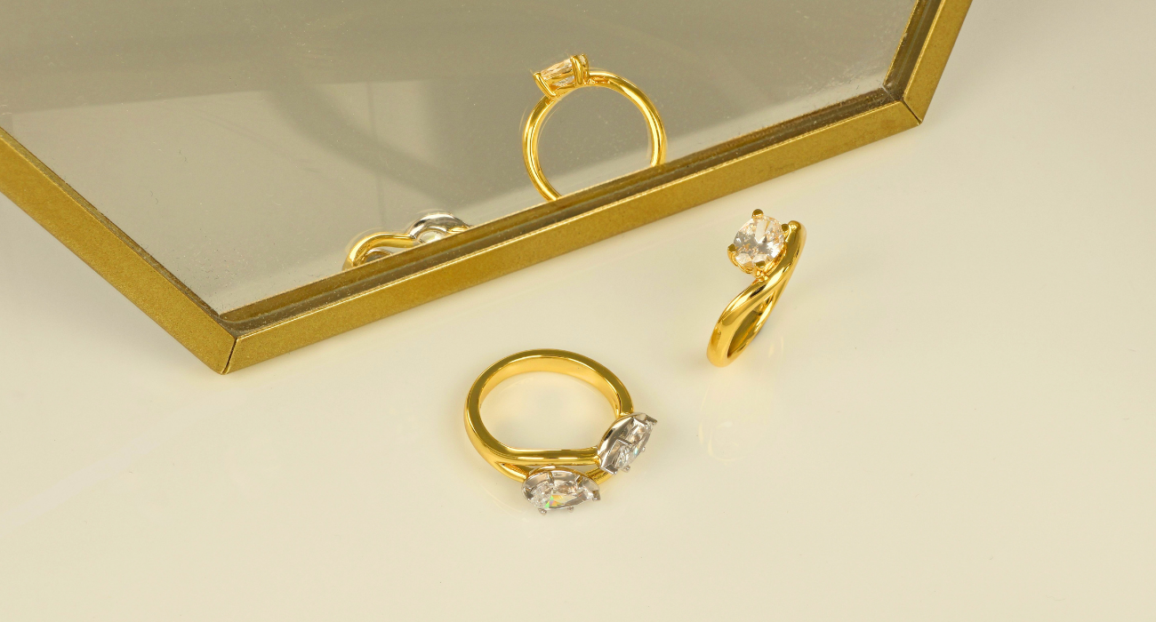 Why Customers Are Drawn to Curved Jewellery